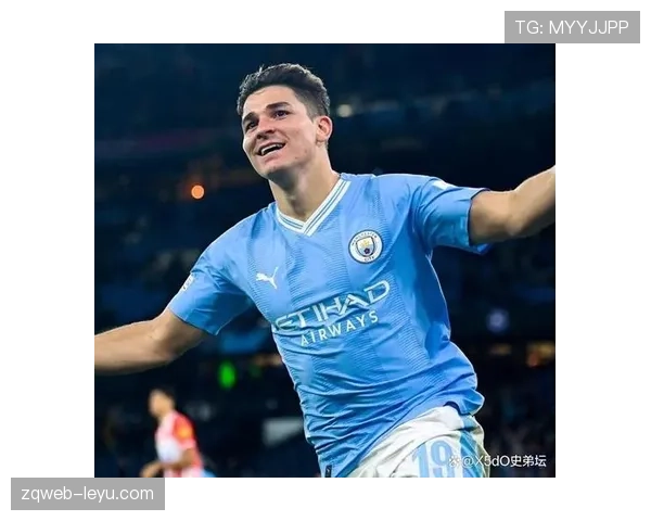 阿尔瓦雷斯迅速融入曼城体系，新援首秀展现强大适应力