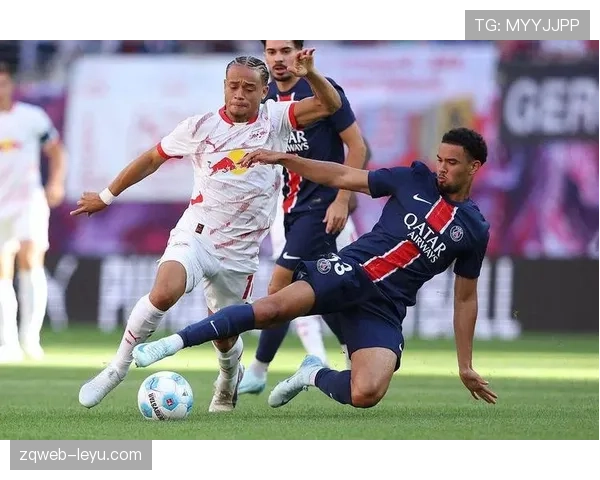 哈维·西蒙斯关键助攻再显锋芒，助力球队再攀高峰