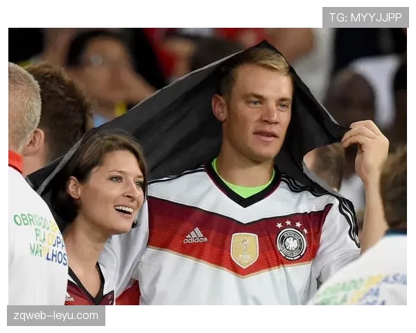 诺伊尔防线体系赋能战术革新，球队竞争力持续攀升