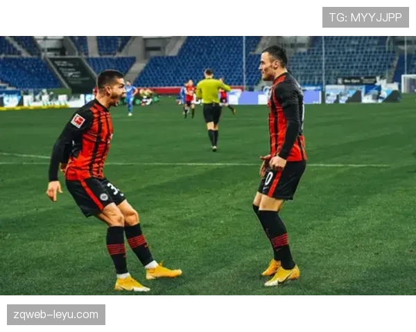 金玟哉荣膺德甲赛季最佳球员，状态回暖助力球队争冠进程