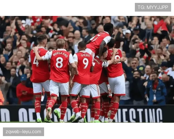 阿森纳争冠窗口开启形势:阵容年轻化优势与竞争格局变化并存,对赛季走势产生影响 阿森纳争冠窗口开启形势:阵容年轻化优势与竞争格局变化并存,对赛季走势产生影响